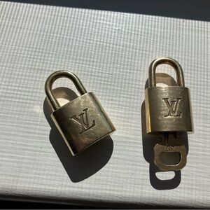 LOUIS VUITTON LOCK AND KEYS
